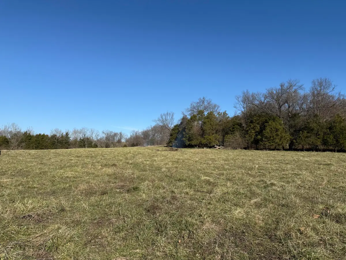 000 E 510th Road, Aldrich, MO 65601 - Image #1