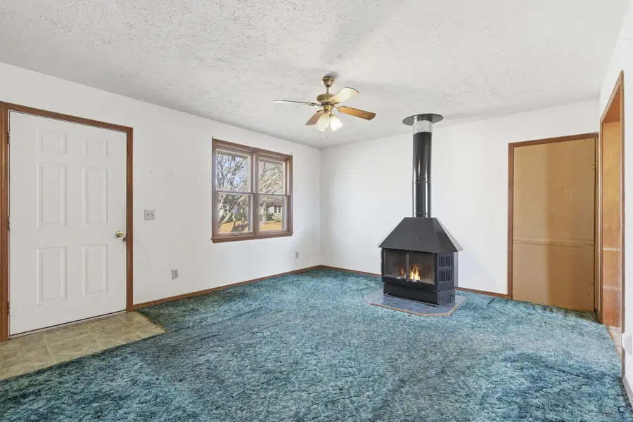 204 S Cottonwood Avenue, Republic, MO 65738 - Image #2