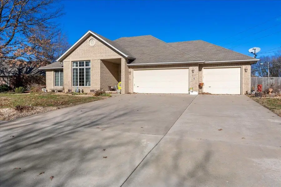 2163 E Cragmont Street, Springfield, MO 65804 - Image #3