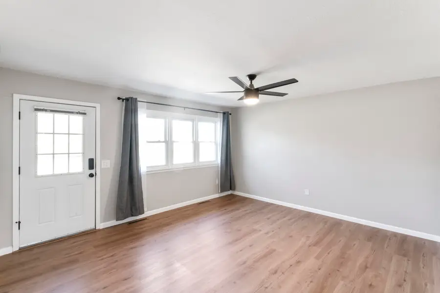 112 S Allen Avenue, Republic, MO 65738 - Image #2