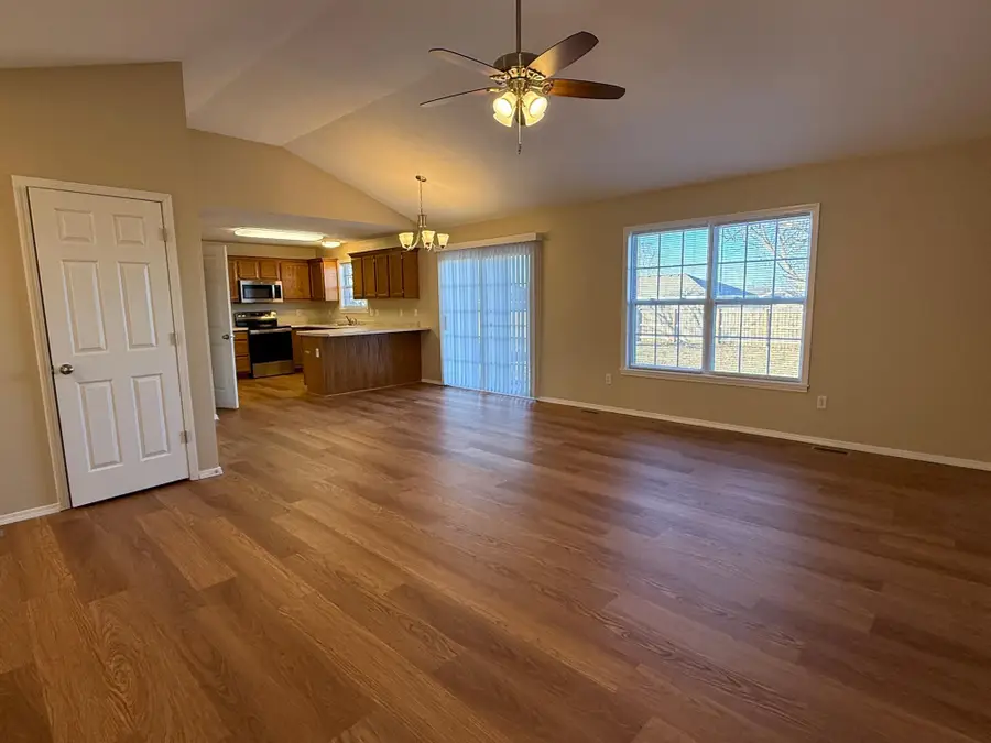 5717 S Shiloh Battle Court, Brookline, MO 65619 - Image #2