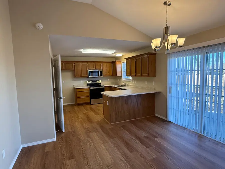 5717 S Shiloh Battle Court, Brookline, MO 65619 - Image #3