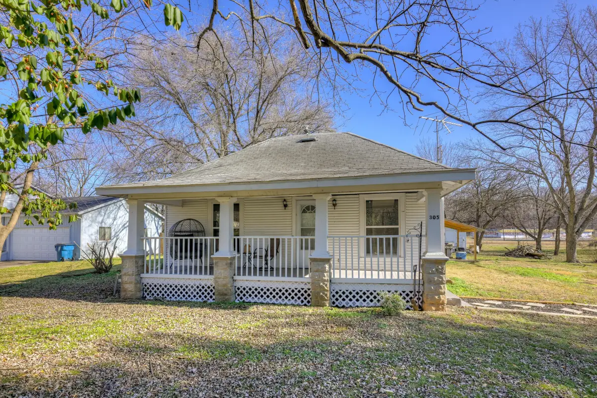 305 Bartlett Avenue, Joplin, MO 64804 - Image #1