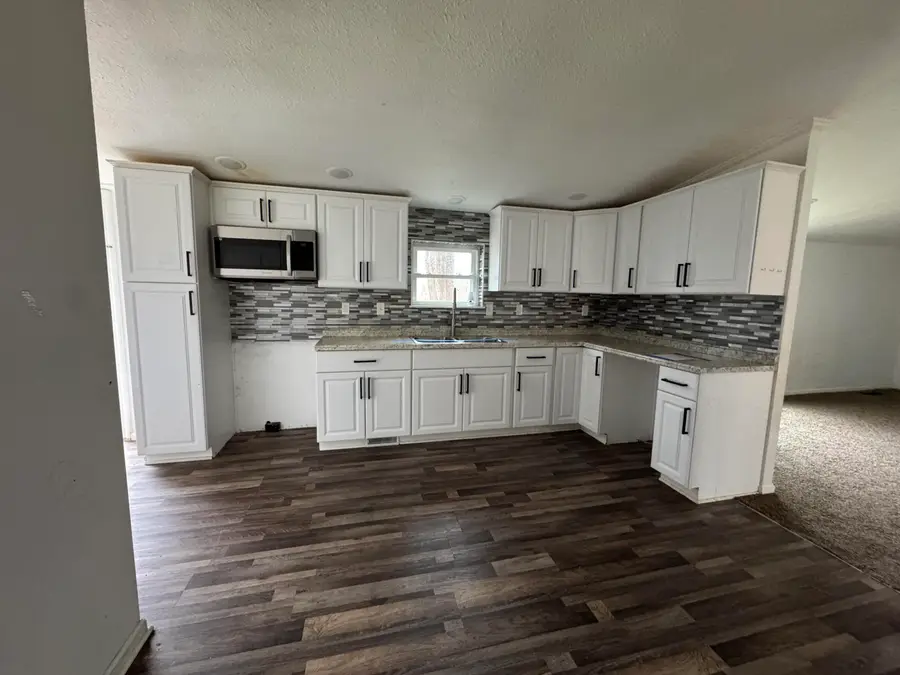 601 E Floral Street, Nevada, MO 64772 - Image #3