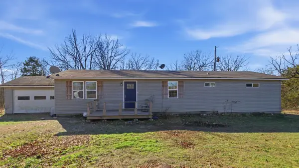 418 County Road 521, Gainesville, MO 65655
