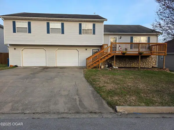 3521 Lusk Drive, Neosho, MO 64850
