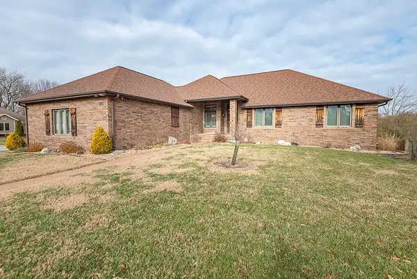 1433 E Marks Court, Springfield, MO 65803