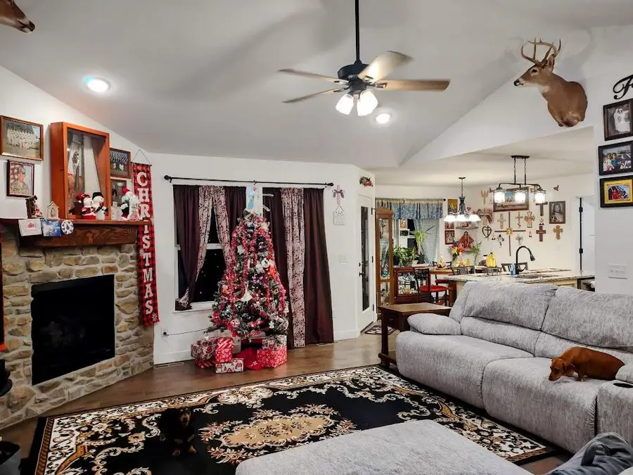 103 S Aspen Street, Buffalo, MO 65622 - Image #2