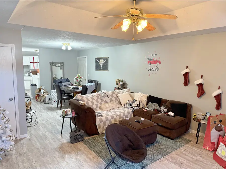 640-642 W Morgan Street, Bolivar, MO 65613 - Image #3