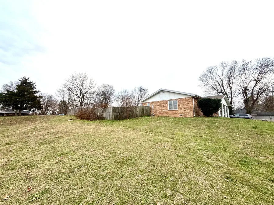 630 E Kay Street, Republic, MO 65738 - Image #3