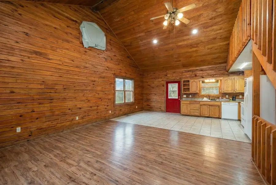 15562 Lawrence 1170, Aurora, MO 65605 - Image #3