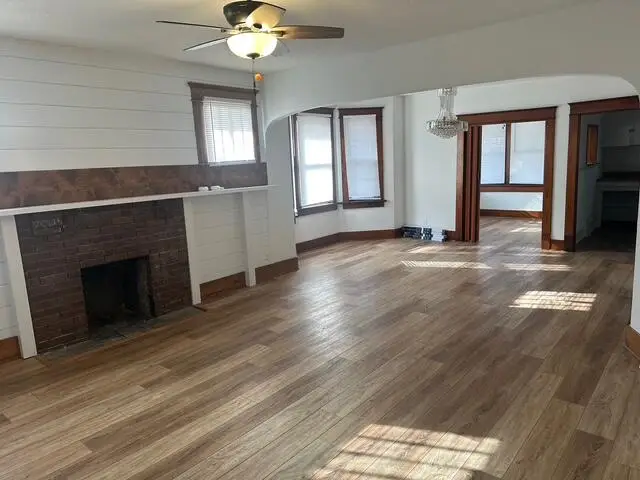 202 N Maple Avenue, Joplin, MO 64801 - #3