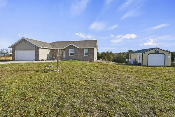 886 State Highway Bb, Chestnutridge, MO 65630