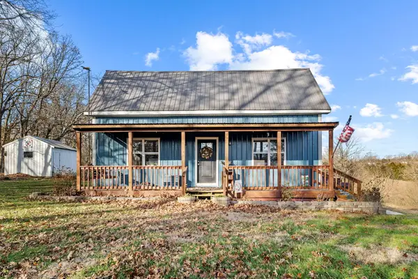 438 State Road C, Buffalo, MO 65622