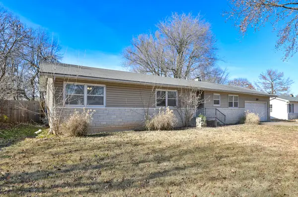 3847 S Broadway Avenue, Springfield, MO 65807