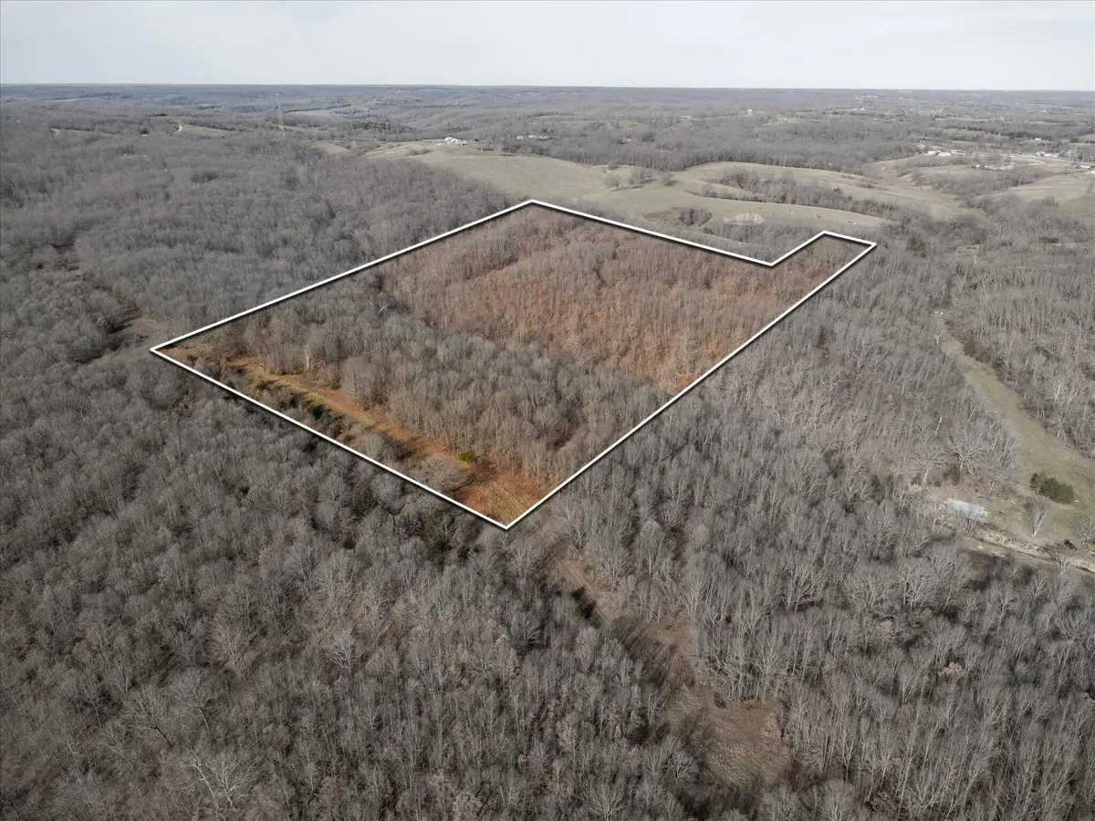 000 Farm Road 1245, Aurora, MO 65605 - Image #1