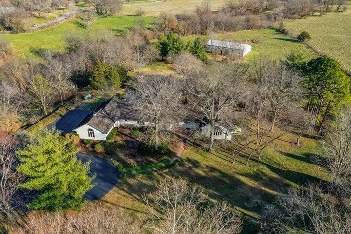 3332 S Farm Road 187, Springfield, MO 65809 - Image #2