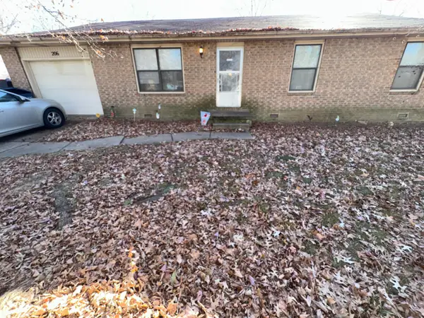 206 E Scott Wayne Drive, Nixa, MO 65714