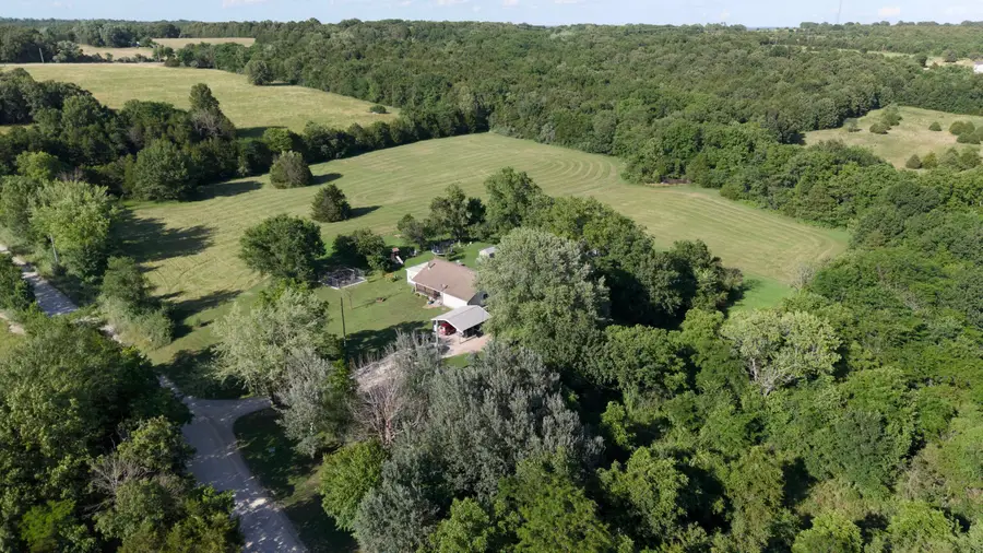 1950 N Crossway Road, Marshfield, MO 65706 - Image #3