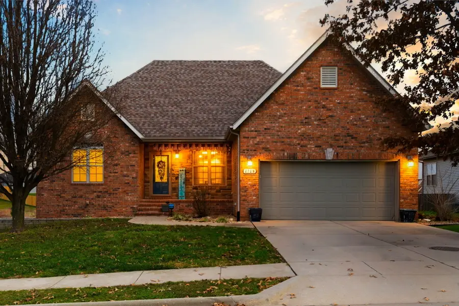 2124 N Jamestown Street, Ozark, MO 65721 - Image #2