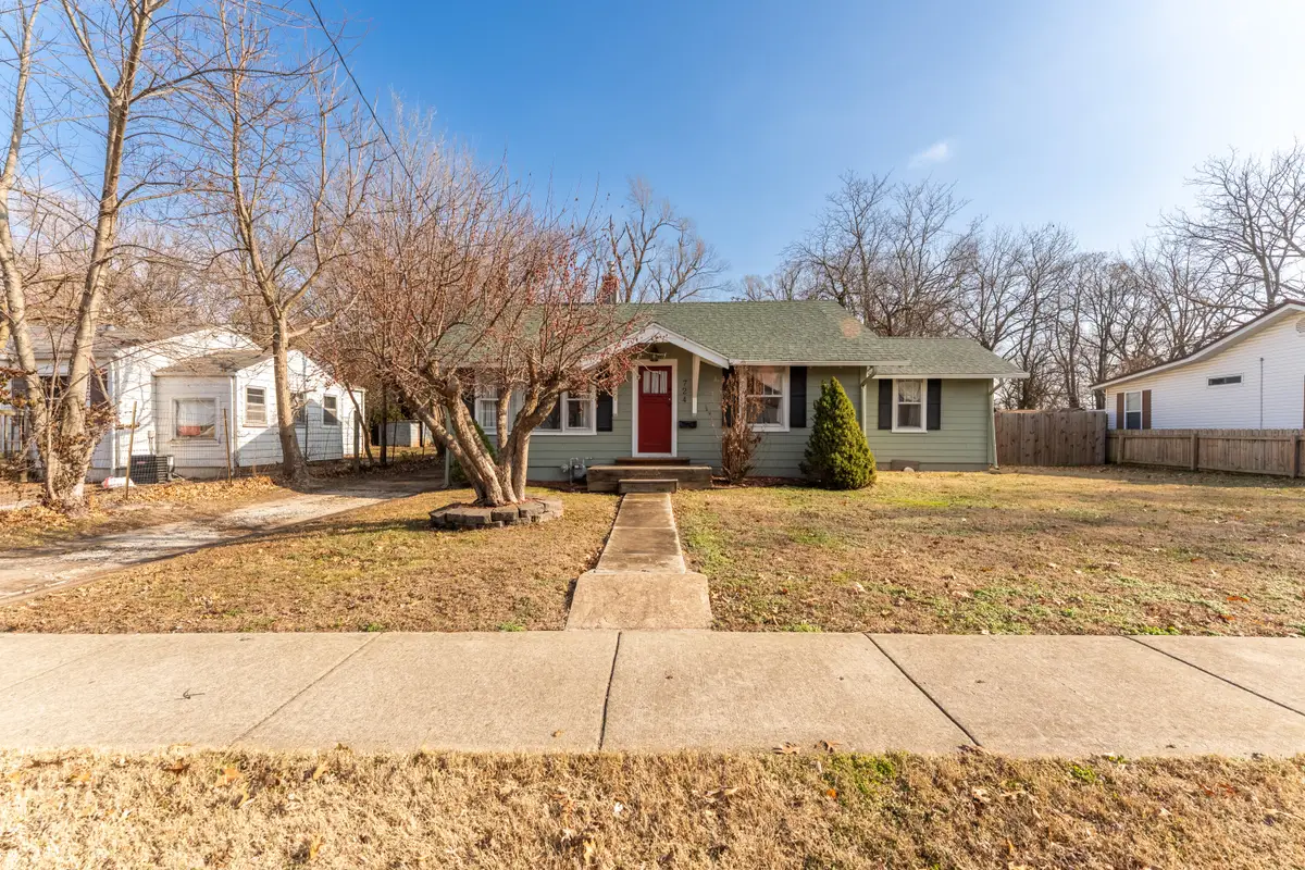 724 N Marion Avenue, Springfield, MO 65802 - Image #1