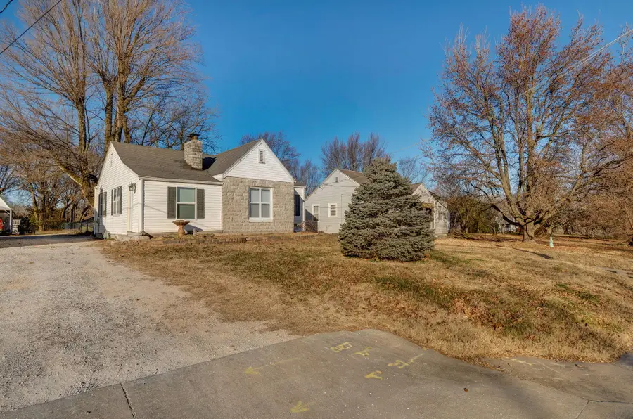 2723 N National Ave, Springfield, MO 65803 - Image #2