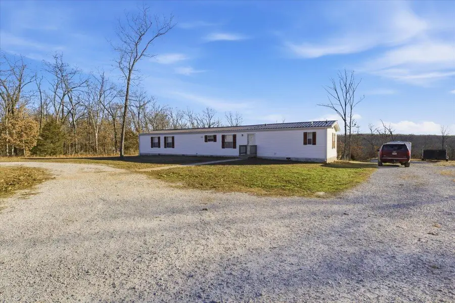 25237 Oakwood Drive, Urbana, MO 65767 - Image #3