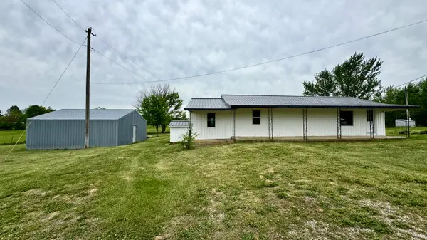 10308 E Business 60, Mountain Grove, MO 65711