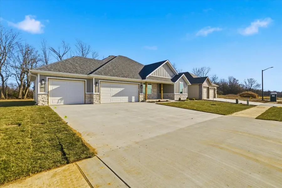 1382 N Collins Drive, Republic, MO 65738 - Image #3