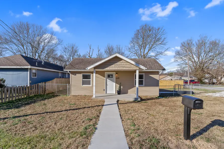 1635 N Colgate Avenue, Springfield, MO 65802 - Image #2