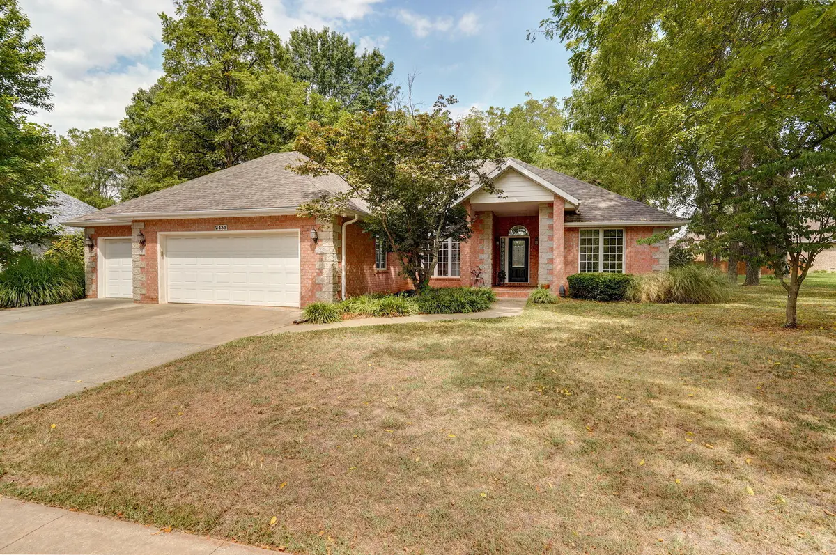 2433 E Virginia Street, Republic, MO 65738 - #1