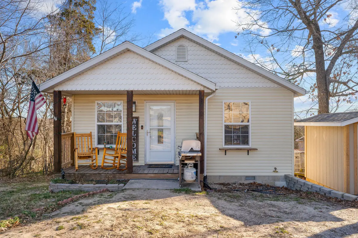 810 Knox Avenue, Hollister, MO 65672 - Image #1