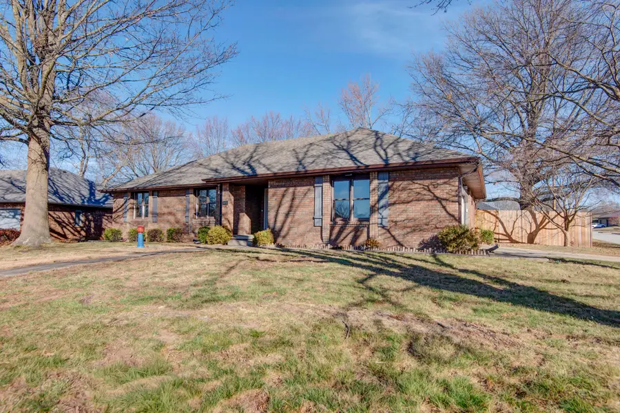 3451 W Suprema Court, Springfield, MO 65807 - Image #2