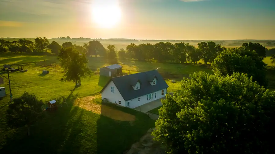 9396 Lawrence 2040, Miller, MO 65707 - Image #2