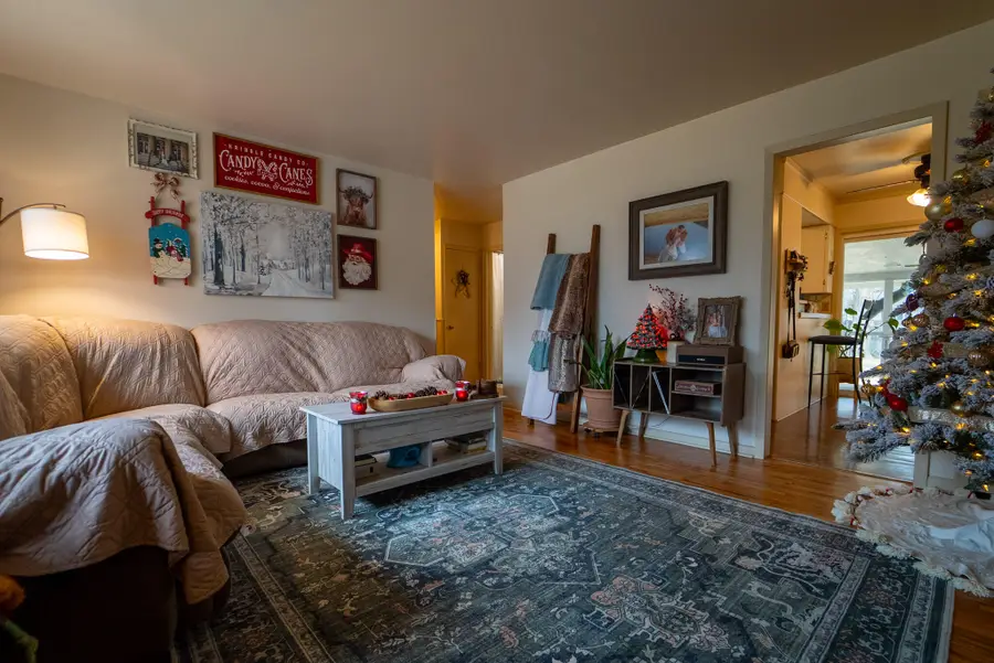 1947 S Thelma Avenue, Springfield, MO 65807 - Image #2