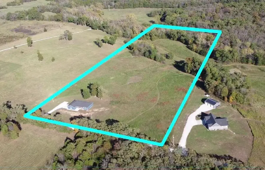 3875 S 75th Road, Dunnegan, MO 65640 - Image #3