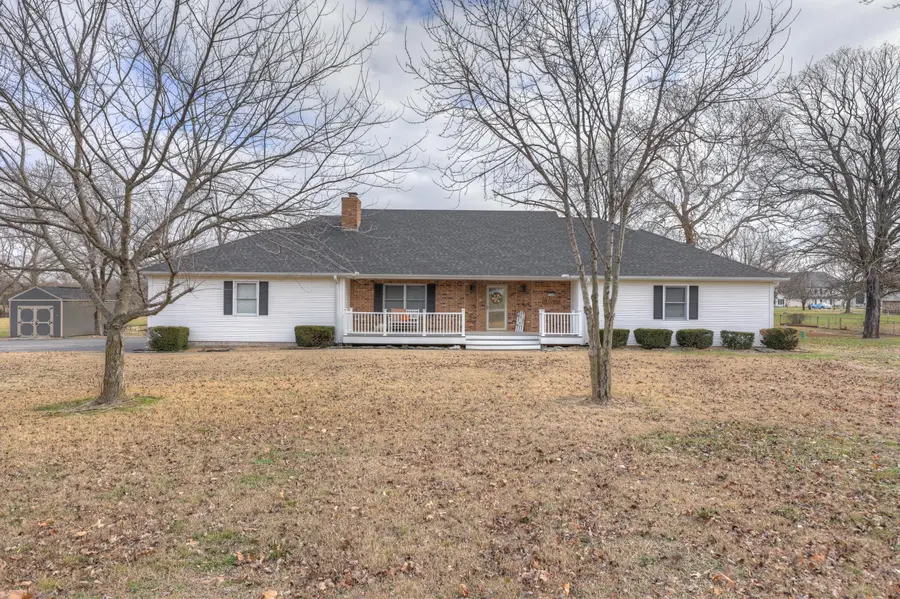 1726 Buena Vista Avenue, Carthage, MO 64836 - Image #2