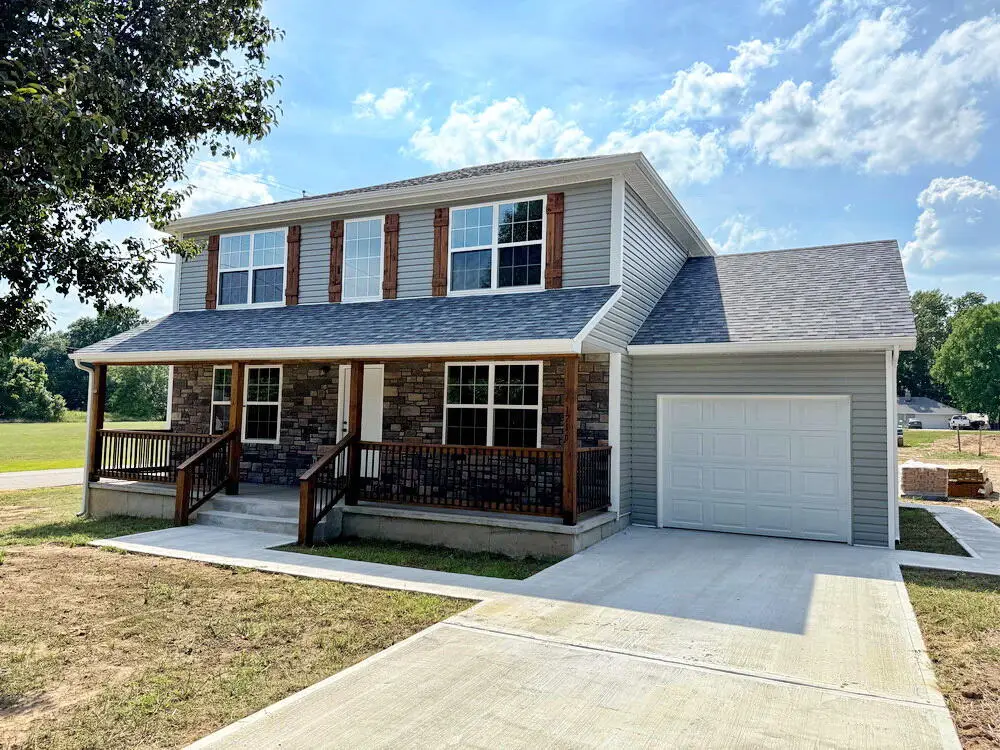 1712 S Jackson Street, El Dorado Springs, MO 64744 - #1