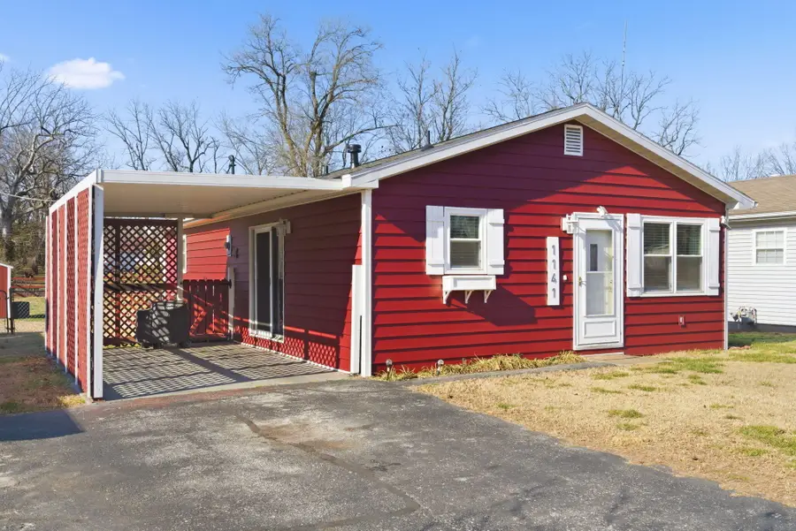 1141 S Hillcrest Avenue, Springfield, MO 65802 - Image #2