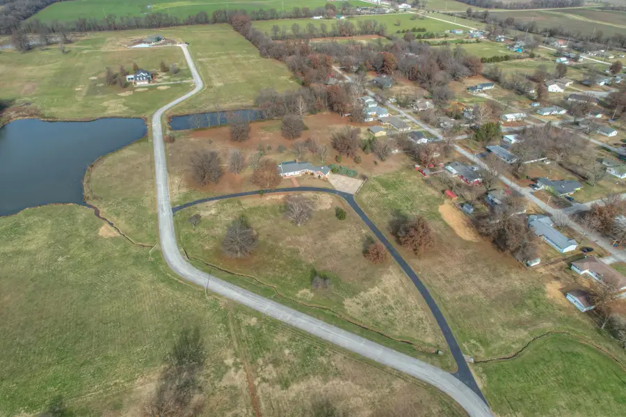 202 Gardner Drive, Lamar, MO 64759 - Image #2