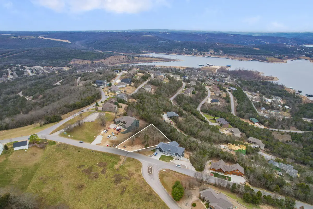 195 Emerald Pointe Road, Hollister, MO 65672 - Image #1