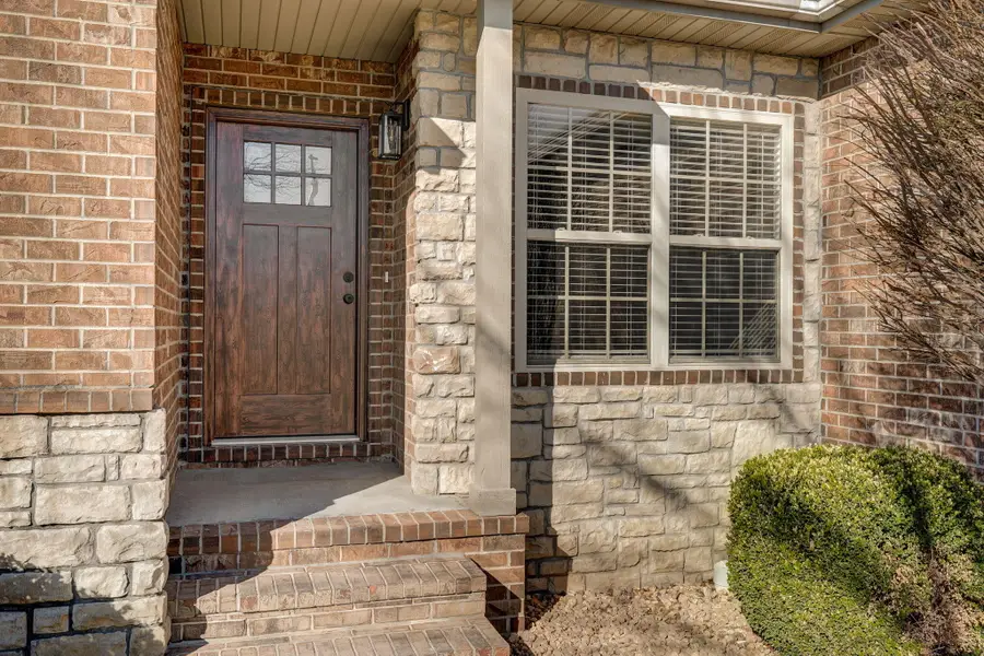 3279 W Camino Alto Street, Springfield, MO 65810 - #3