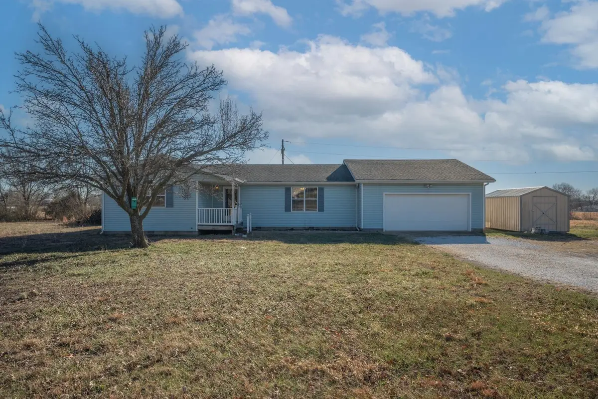 2038 W 2038 Trolley Car Lane, Carthage, MO 64836 - Image #1