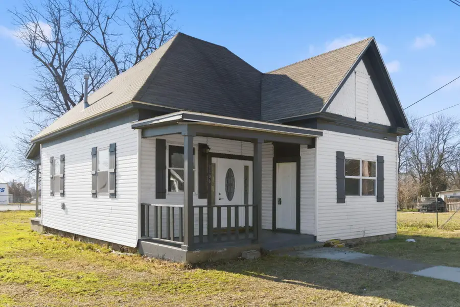 1106 E Division Street, Springfield, MO 65803 - #2