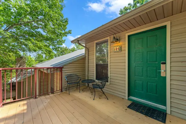 190 Rasso Way #104, Kimberling City, MO 65686