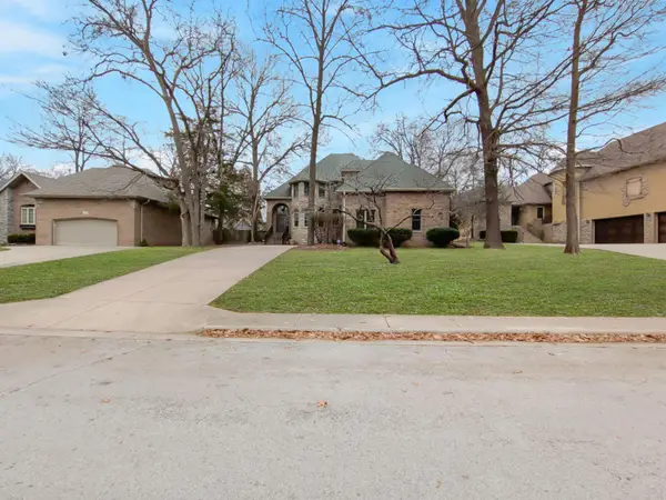 3307 N 10th Street, Ozark, MO 65721