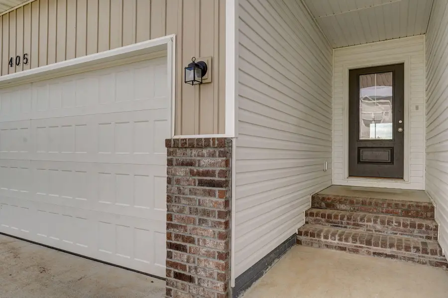 405 N Pine Leaf Road, Nixa, MO 65714 - Image #2