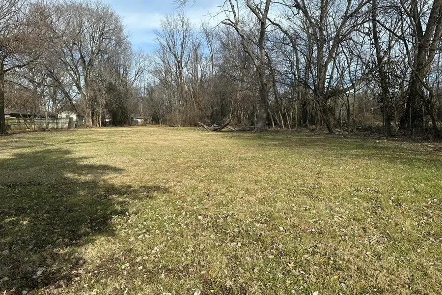 815 W Broadmoor Street, Springfield, MO 65807 - Image #2