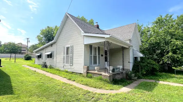 304 Frisco Street, Monett, MO 65708