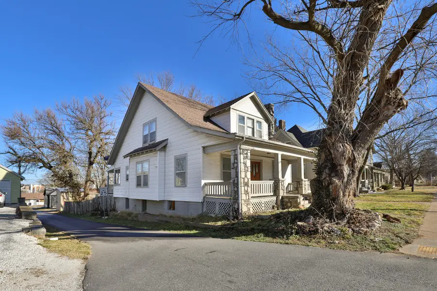 817 W Walnut Street, Springfield, MO 65806 - Image #2